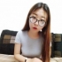 高度近视的娜娜